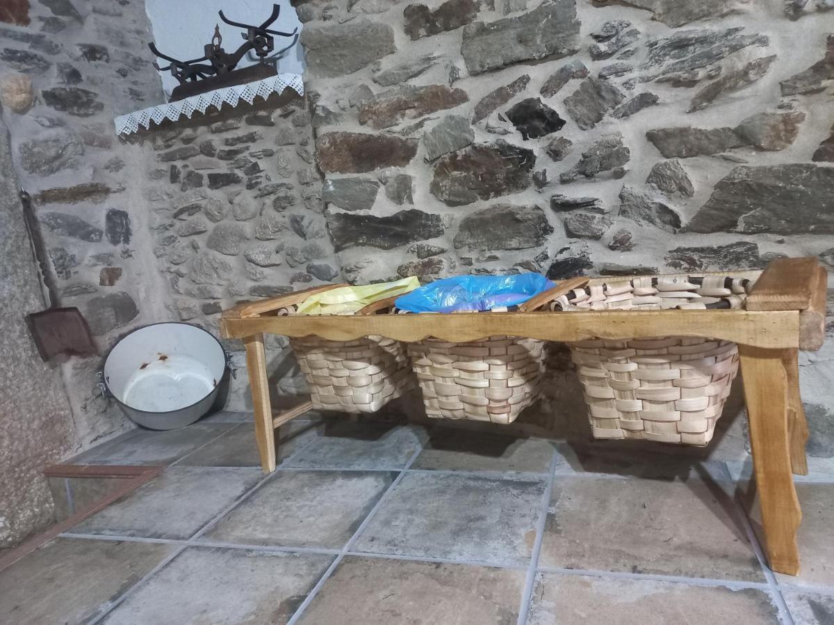 Casa Rural La Moraquintana Villa Santibanez el Bajo Ngoại thất bức ảnh
